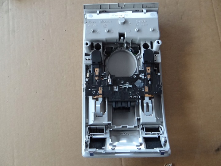 фото №9, Освещение кабины перед audi q7 4l 4l0947135f