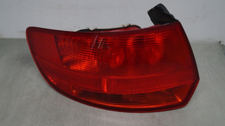 фото №6, Audi a3 8p 5d sportback фара зад левая наружная 8p4945095c