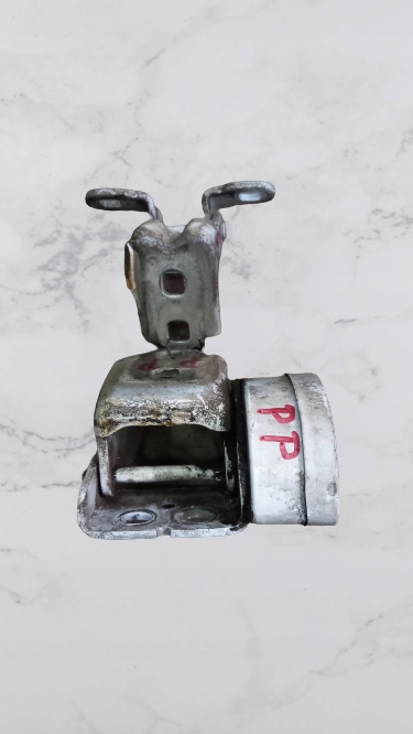 фото №1, Петля дверь перед правые renault scenic 2.0b 03r