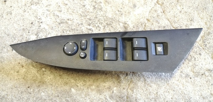 фото №1, Mazda 3 09-13 bl перемикач скла лівий переднє eu bcd166350b