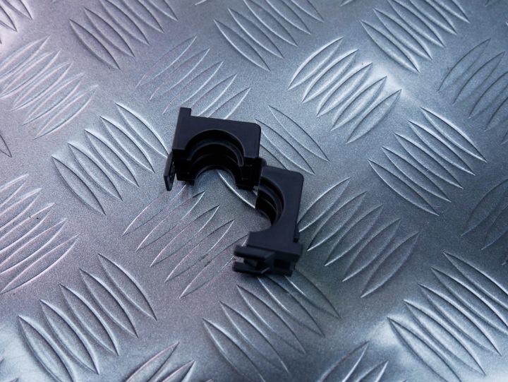 фото №1, Audi q2 a7 застёжка защелка 4h0972081