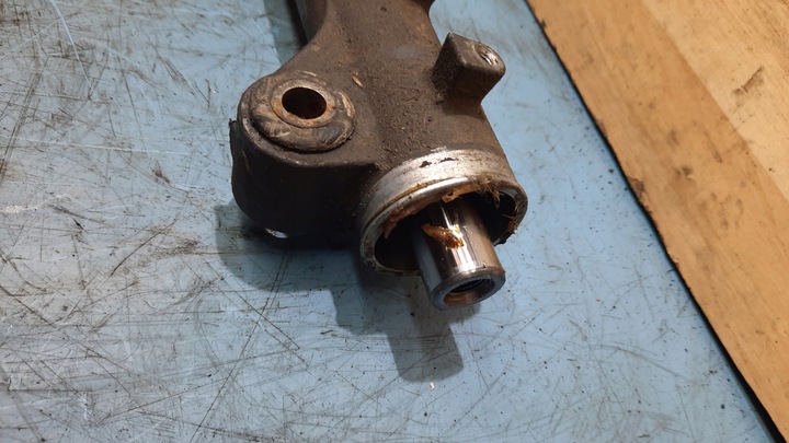 фото №5, Рейка рульового управління rf-yl8c-3550-fb mazda tribute 3.0b 01r