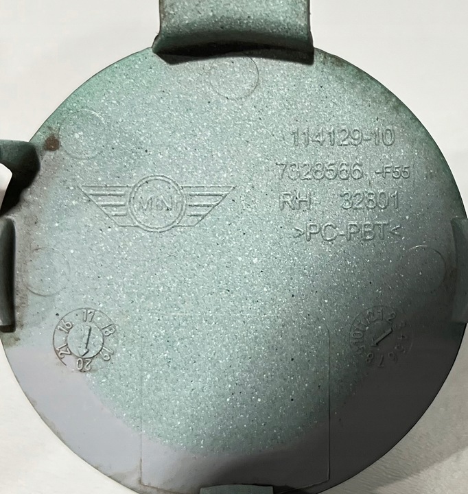 фото №3, Mini cooper f55 заглушка фаркоп правые зад 7328566