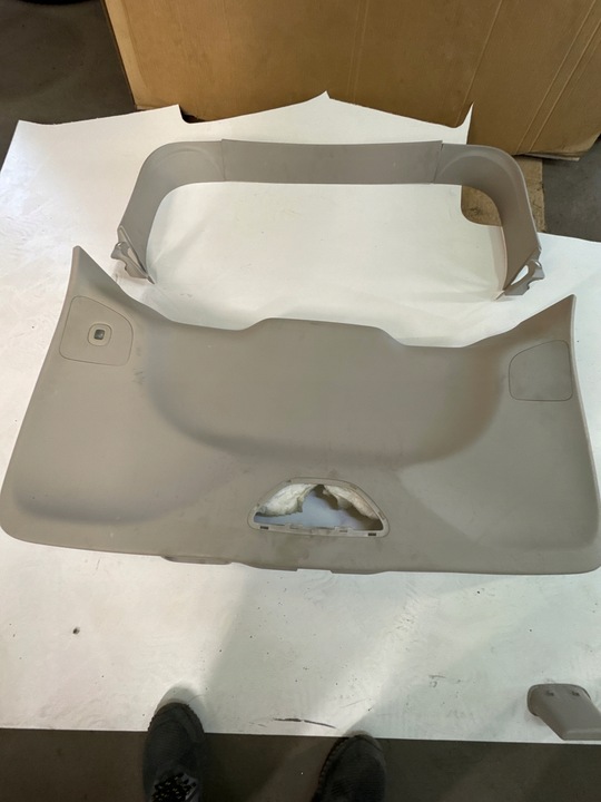 фото №4, Обшивка захист кришки багажника боковина рамка chrysler pacifica 2017 - 2021