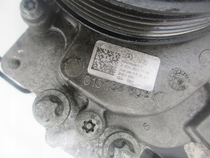 фото №9, Основа насоса труба насос води mercedes glk x204 w204 w212 2.2 cdi 651