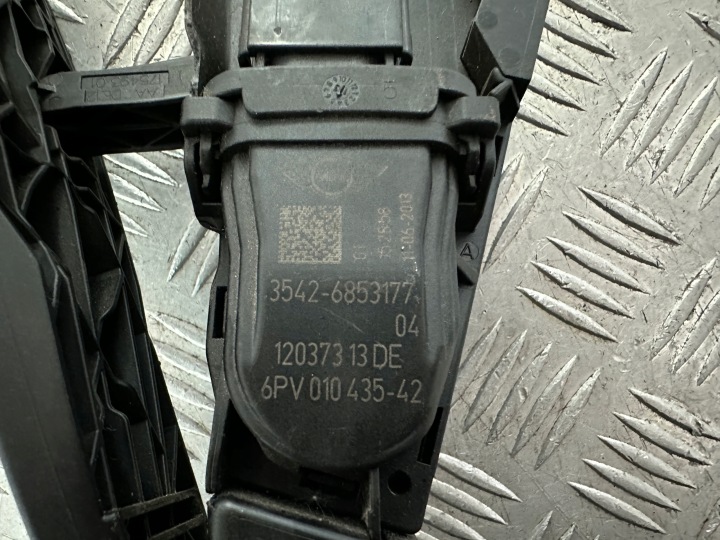 фото №9, Mini cooper r56 педаль газу 6853177