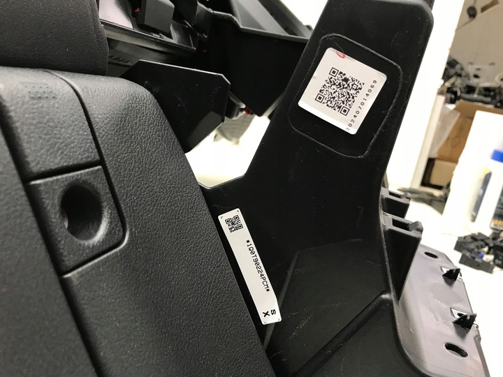 фото №10, Lexus lbx 2024 консоль капот панель роздавальна 1q0t90224pcm англієць