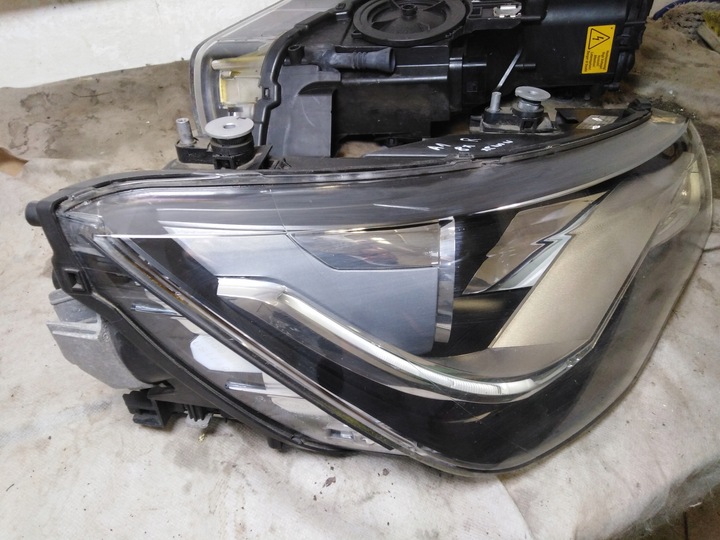 фото №9, Audi a1 8x 10-14r лампа ксенон led права європа