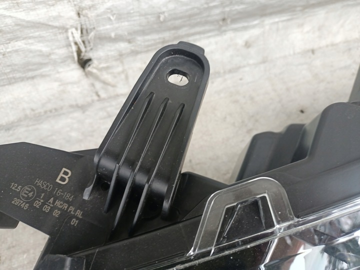 фото №10, Toyota corolla cross лампа передня ліва права