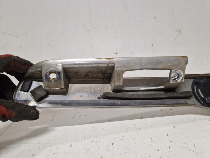 фото №10, Накладка планка крышки багажника зад mazda tribute 2.0 b 16v 00-07 124km