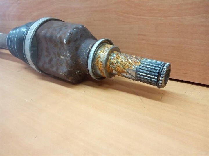 фото №2, Піввісь ліва передня twingo ii 1.2 8200482435