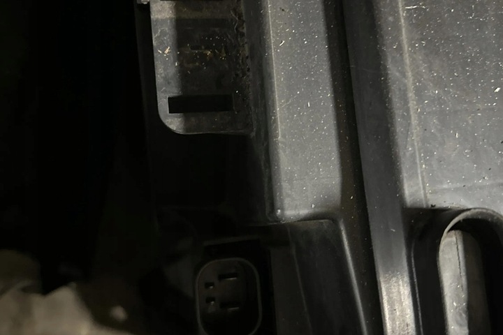 фото №7, Комплект радиатор bmw 5 touring e61 pa66gf30 3.0l дизель 2005