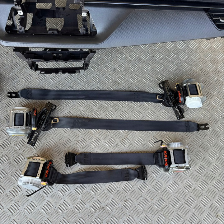 фото №5, Панель комплектная подушка безопасности консоль ремни капот skoda kamiq 2021 год