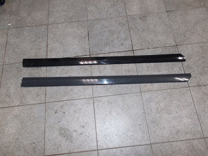 фото №1, Планка na двері ліва перед vw passat b8 3g0