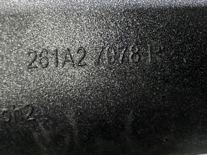 фото №10, Renault megane iii решітка бампера права gt line 261a27078r