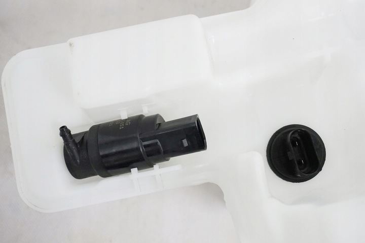 фото №5, Бак склоомивача vw arteon 3h fl 3g8955448d