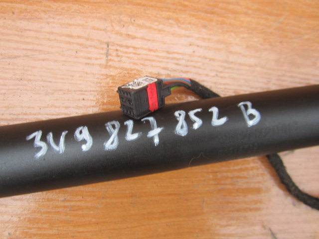 фото №9, Skoda superb iii амортизатор кришки зад телескоп праві 3v9827852b