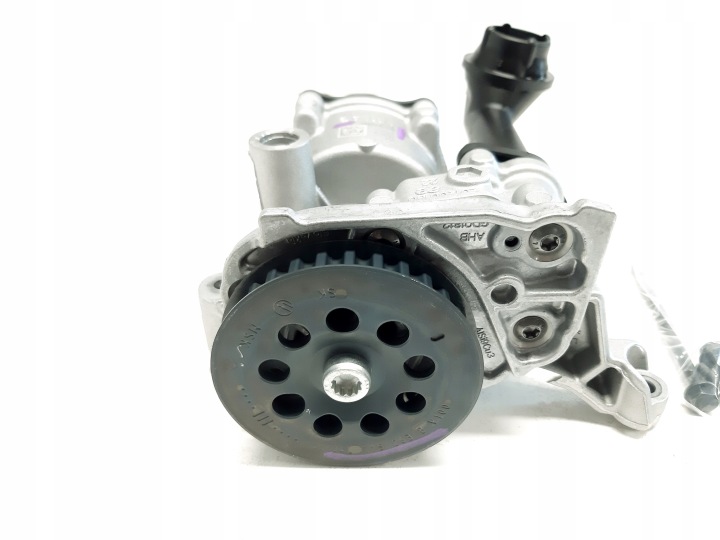 фото №7, Насос масла audi a3 8v vw golf vii 1.6 tdi маслоприемник cxx 04l145208k 04l115263b