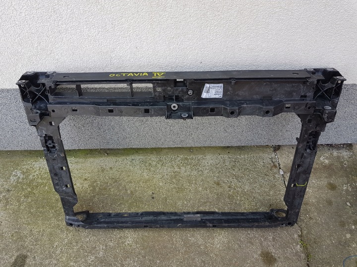 фото №1, 2 skoda octavia iv 4 2019- pas переднее усилитель лобовое 5e3805588