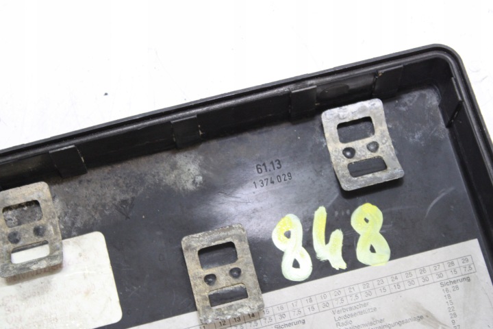 фото №4, Bmw e34 e32 крышка коробка предохранителей 1374029