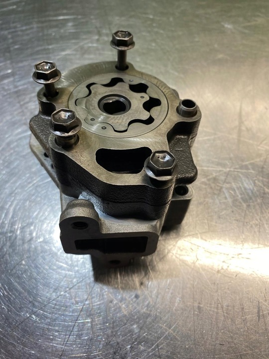 фото №1, Насос масла aisin awf8g45