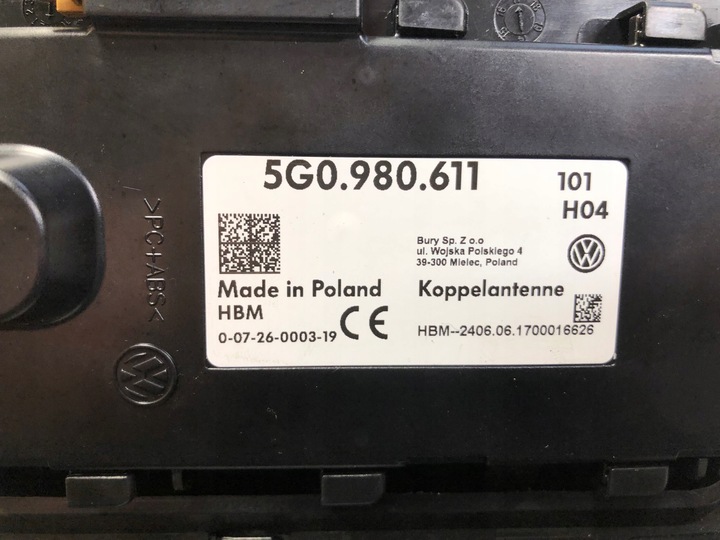 фото №5, Рамка тунелю бардачок passat b8 5g0980611