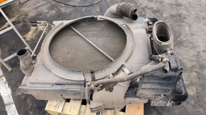фото №6, Комплект радіатор a9425010901 daimlerchrysler actros mp2 2532