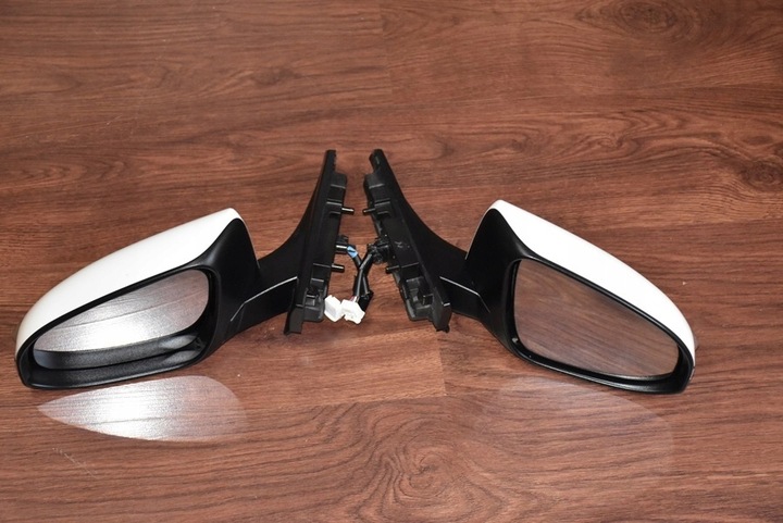 фото №1, Зеркало левая правые 9pin toyota c-hr chr r-2020 eu