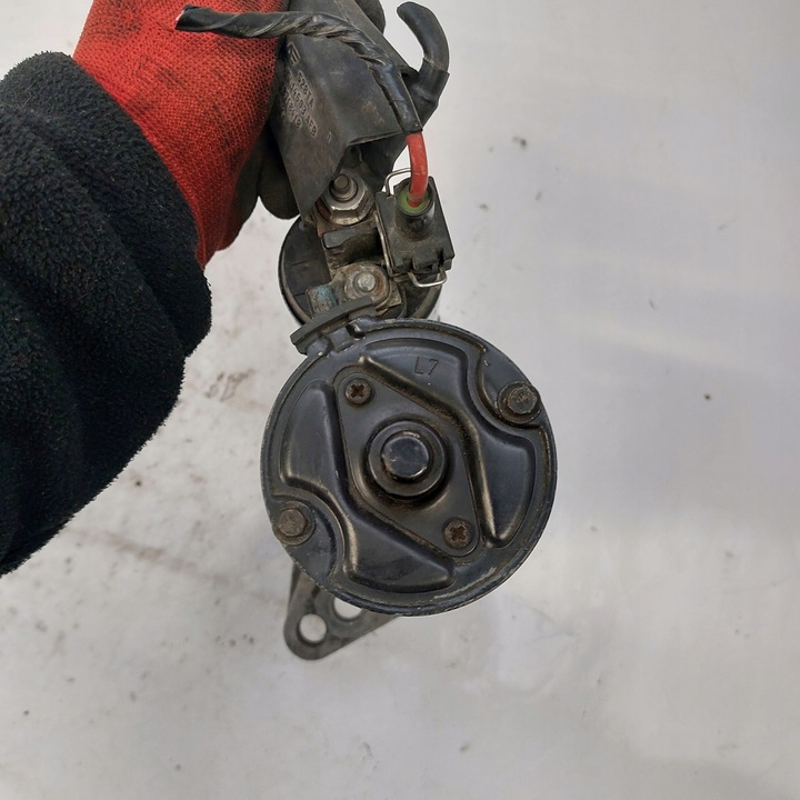 фото №10, Volkswagen vw sharan 1,9d стартер bosch 0001123012 1005831311