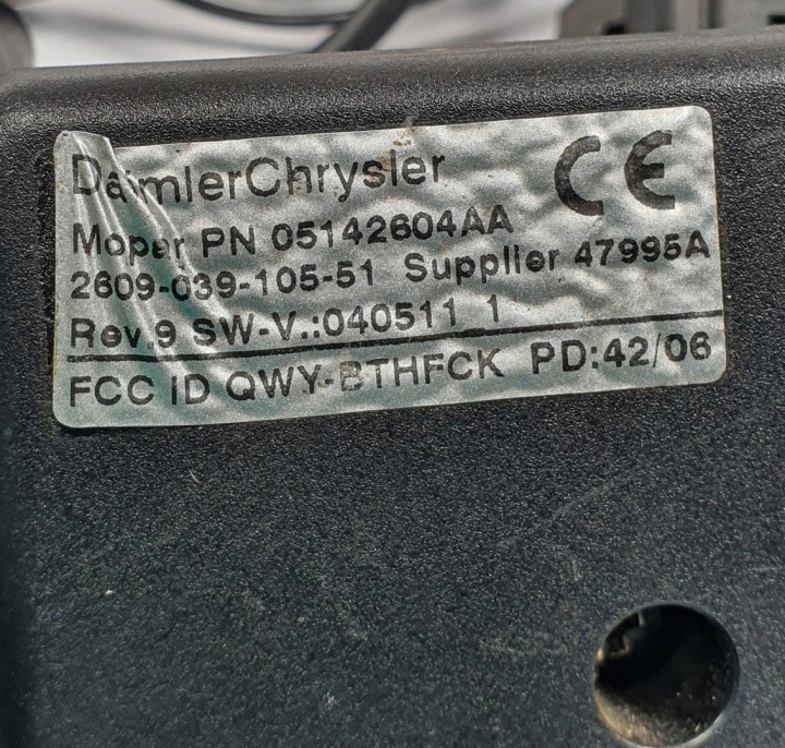 фото №6, Комплект гучномовець jeep cherokee wh 05142604aa