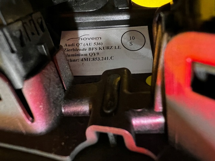 фото №10, Планка декоративна dekor кнопка старт сплав консолі панелі audi sq7 4m0