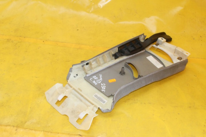 фото №7, Обшивка стійка ліве bok a8 d3 4e0867239aa замша