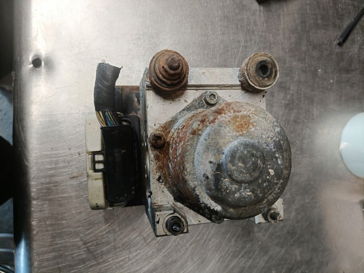 фото №6, Насос abs gj6e 437a0 2059152 mazda 6 gg 02-