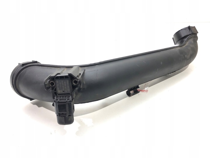 фото №2, Труба воздуха skoda octavia iii 04e145673f 1.4 140km шланг шланг