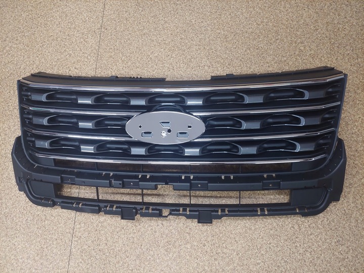 фото №1, Ford explorer 2016-2017 решітка решітка радіатора + хром планки нова