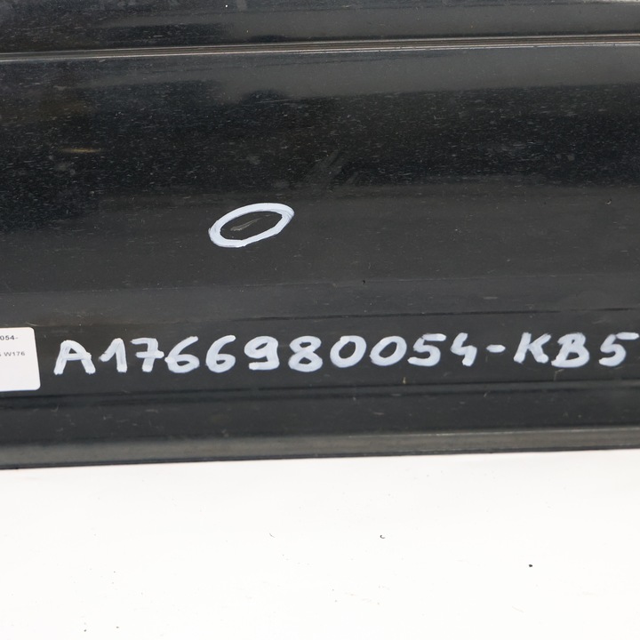 фото №12, Mercedes w176 w246 порог левый планка пороговая amg космический чёрный - 191