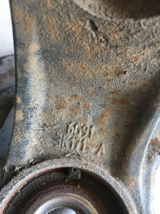 фото №6, Volvo v60 13- 2.0 d поворотный кулак левая левый перед