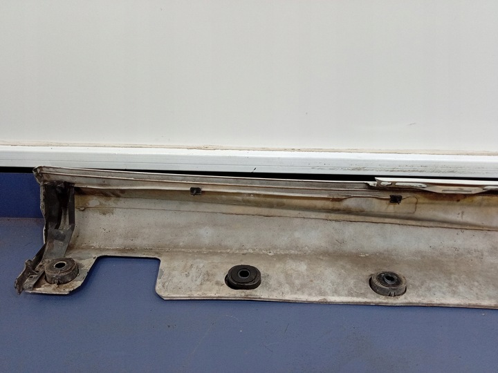 фото №10, Cl63 amg w216 планка порогова ліва a2166900340 650