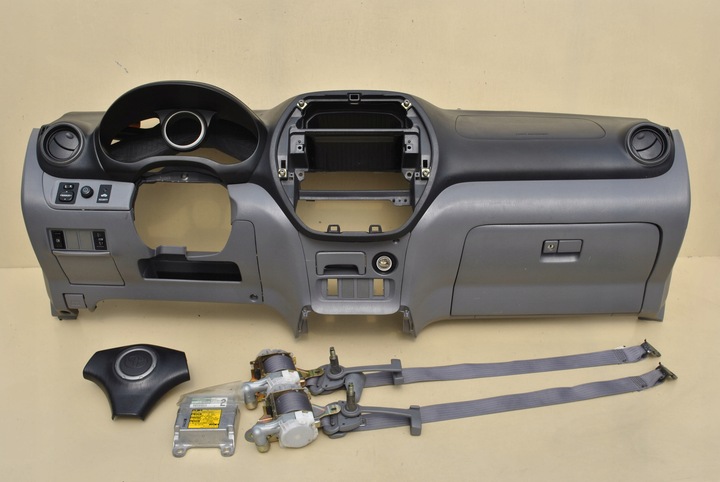 фото №1, Toyota rav4 ii консоль подушка безопасности датчик ремни комплект