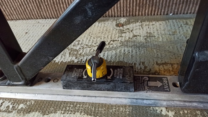 фото №9, Сиденье ducato trafic master автобус brygadówka