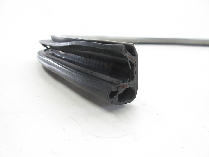 фото №8, Honda civic vii 5d hb 1.4 прокладка кузовная дверь przódprawa левая tył/l