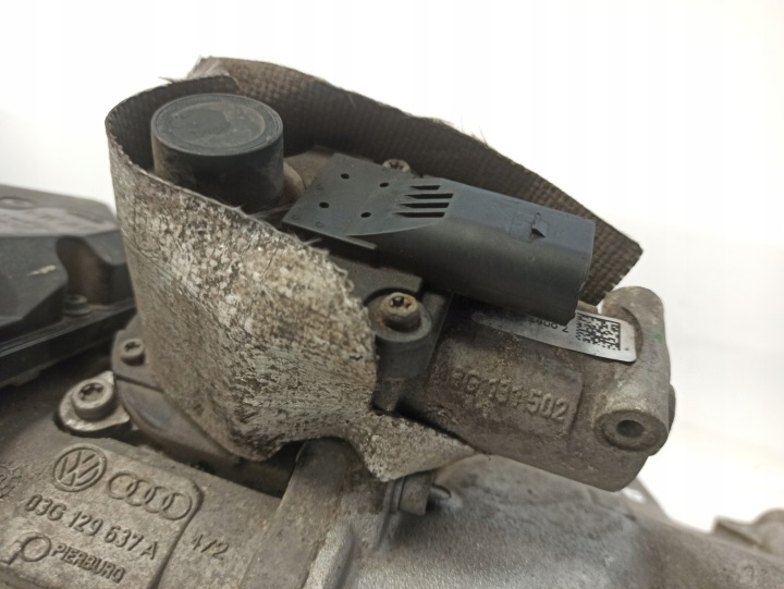 фото №9, Vw passat b6 2.0d колектор впускний  клапан egr 03g129713k 03g129637a 03g128063m