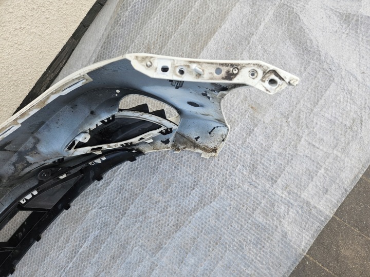 фото №9, Mercedes w238 amg купе бампер перед решітка a2388854901