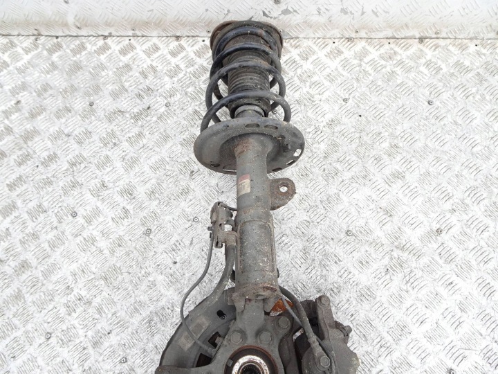 фото №7, Поворотный кулак колонка левая toyota avensis t27 2.0 d4d