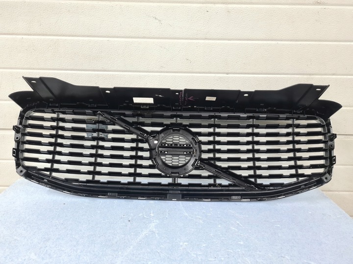 фото №7, Решітка радіатора решітка volvo xc60 ii 2 r-design r design