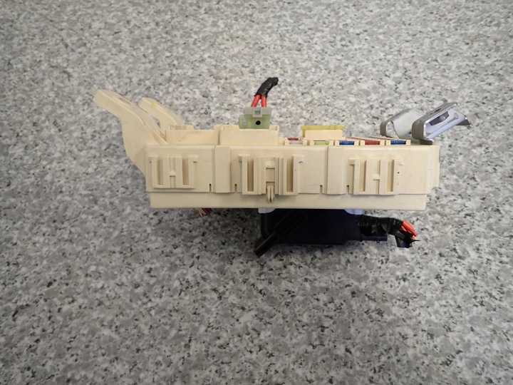 фото №5, Hyundai ix20 09- корпус електричний модуль комфорту