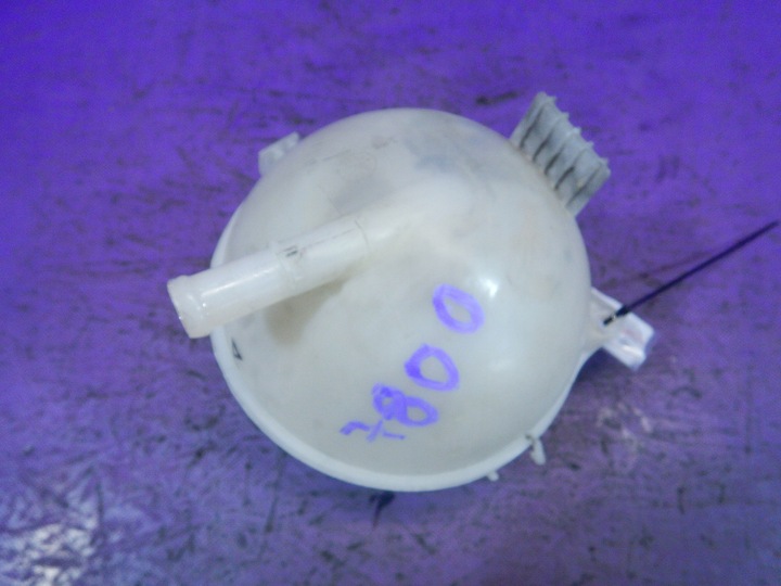 фото №4, Vw fox 87-91 бачок расширительный 6q0121407a