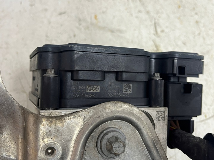 фото №8, Bmw f10 f11 насос модуль управления abs dsc кронштейн 6881309 6881310 6876916