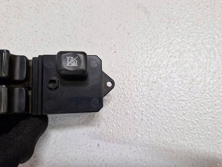 фото №8, Mitsubishi l200 iv 4 переключатель панель стекло левый перед mr587952