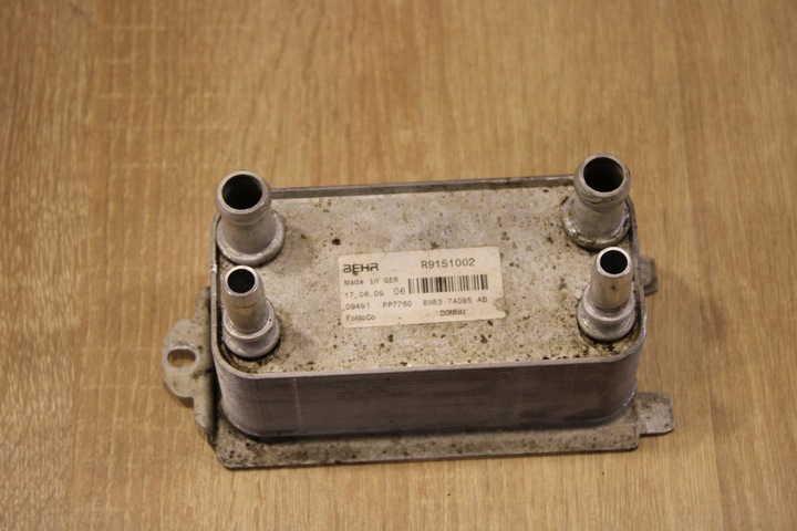 фото №1, Радиаторов масла коробки jaguar xf x250 3.0d